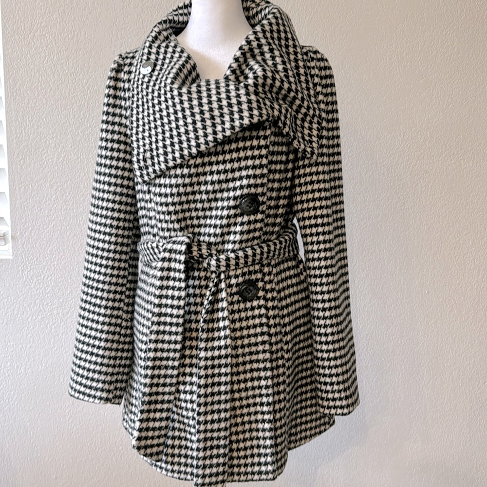 Love Stitch Black And White Checkered Pea coat Size Medium